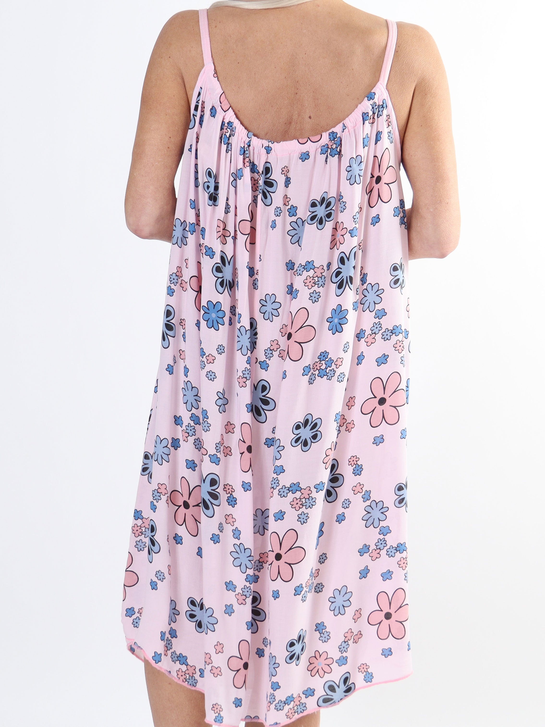 Sunshines Flower - Let plus size kjole i viskose med blomsterprint